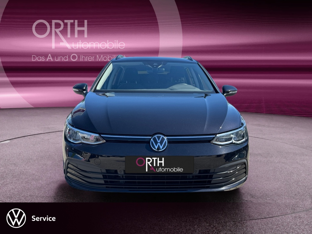 Golf VIII 1.5 eTSI Life AHK+NAVI+SHZ+ACC+LED ACC
