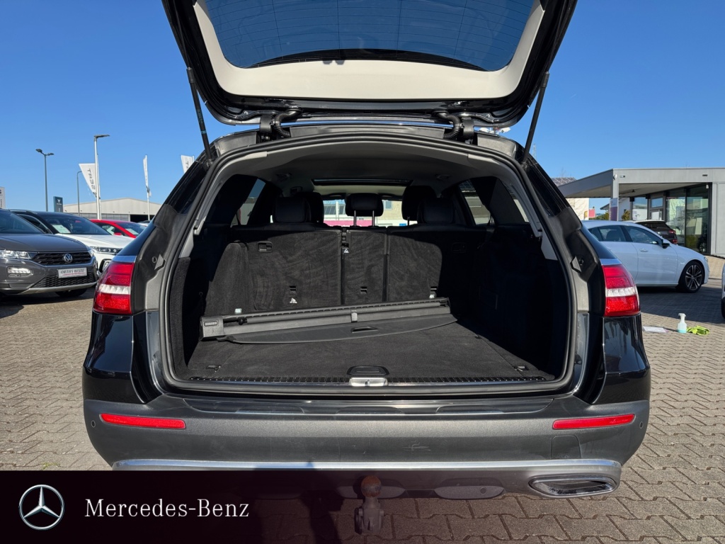 E 220 dT 4M All-Terrain HUD+STD-HZG+LED+AHK+ 360