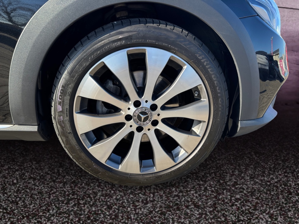 E 220 dT 4M All-Terrain HUD+STD-HZG+LED+AHK+ 360