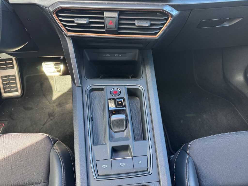 Formentor VZ 1.4 e-HYB 245PS NAVI+SHZ+KAMERA+LED