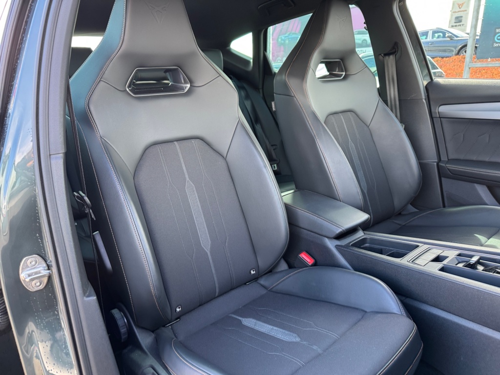 Formentor VZ 1.4 e-HYB 245PS NAVI+SHZ+KAMERA+LED