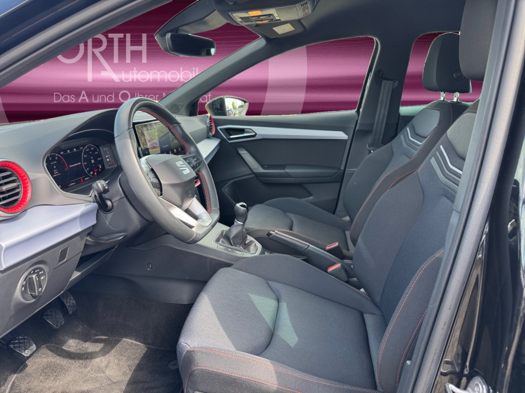 Ibiza 1.0 TSI FR 5-GANG+NAVI+SHZ+KLIMA+LED+ALU