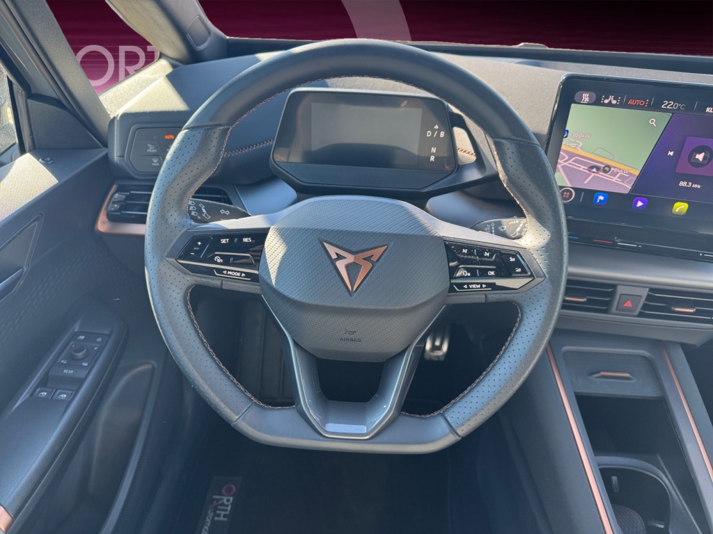 Born 204PS (58kWh) NAVI+SHZ+RFK+PDC+LED 2xKlima