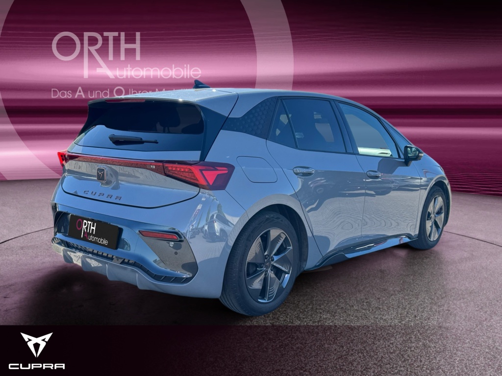 Born 204PS (58kWh) NAVI+SHZ+RFK+PDC+LED 2xKlima