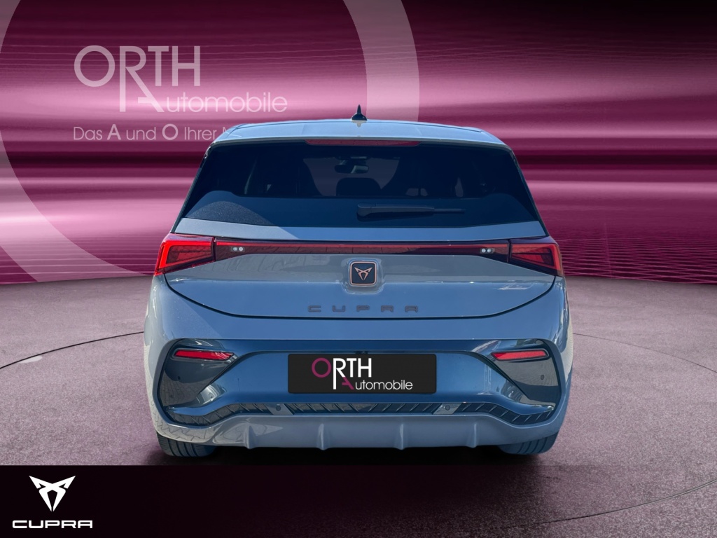 Born 204PS (58kWh) NAVI+SHZ+RFK+PDC+LED 2xKlima
