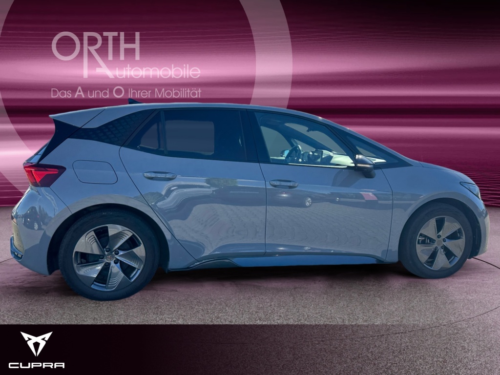 Born 204PS (58kWh) NAVI+SHZ+RFK+PDC+LED 2xKlima
