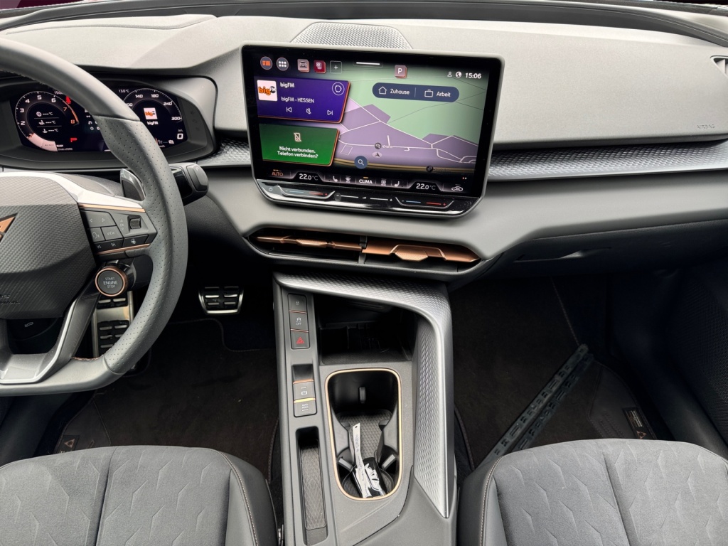 Terramar 1.5 eTSI HUD+MATRIX+NAVI+SHZ+PERFORMANCE