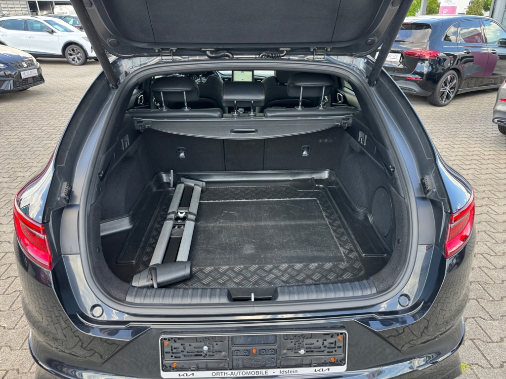Proceed 1.6 T-GDI AUT+NAVI+SHZ+DACH+JBL+RFK+LED