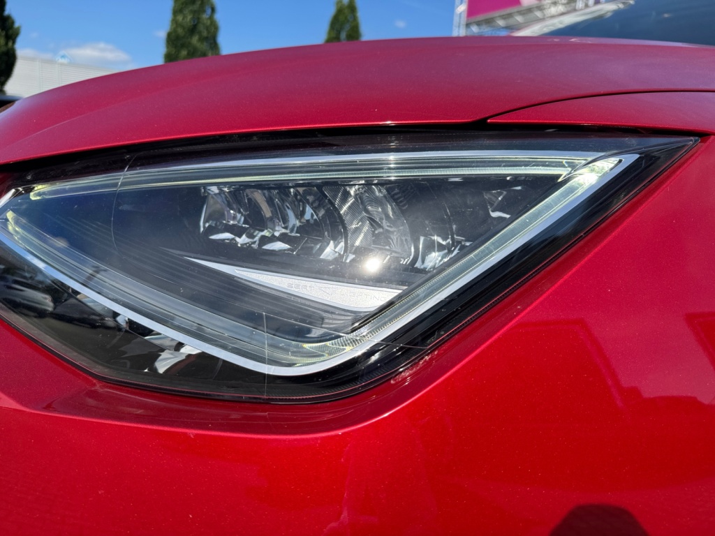 Arona 1.0 TSI FR DSG+ACC+NAVI+SHZ+LED+AHK+RFK LM