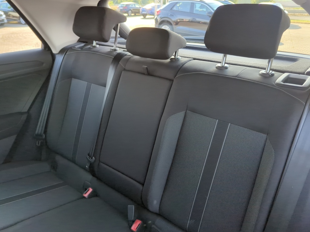 T-Roc 1.5 TSI DSG Life AHK+NAVI+APP+SHZ+LED+PDC