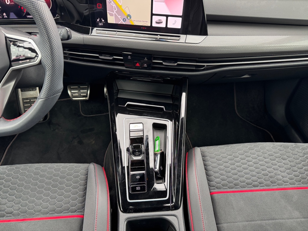 Golf VIII 2.0TSI GTI DSG+Clubsport NAVI+SHZ+ACC