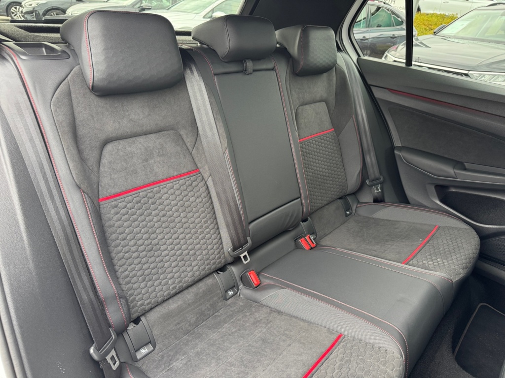 Golf VIII 2.0TSI GTI DSG+Clubsport NAVI+SHZ+ACC