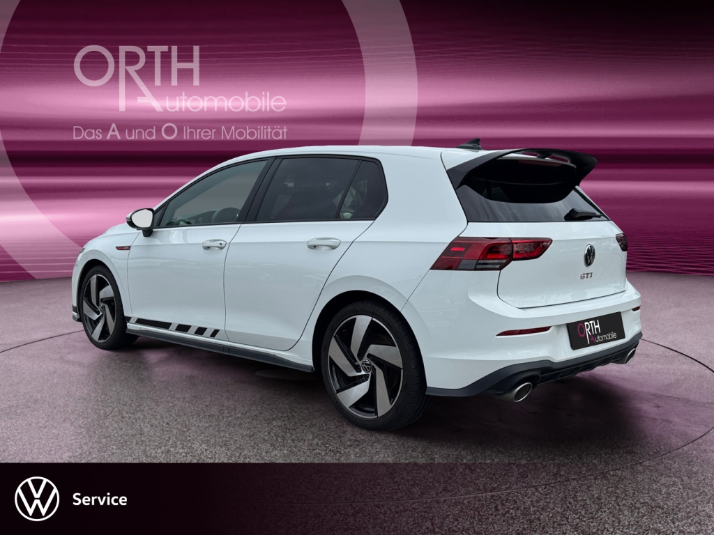 Golf VIII 2.0TSI GTI DSG+Clubsport NAVI+SHZ+ACC
