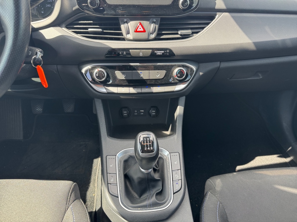 i30 1.0 T-GDI Passion SHZ+KLIMA+DAB+PDC+RFK+ALU