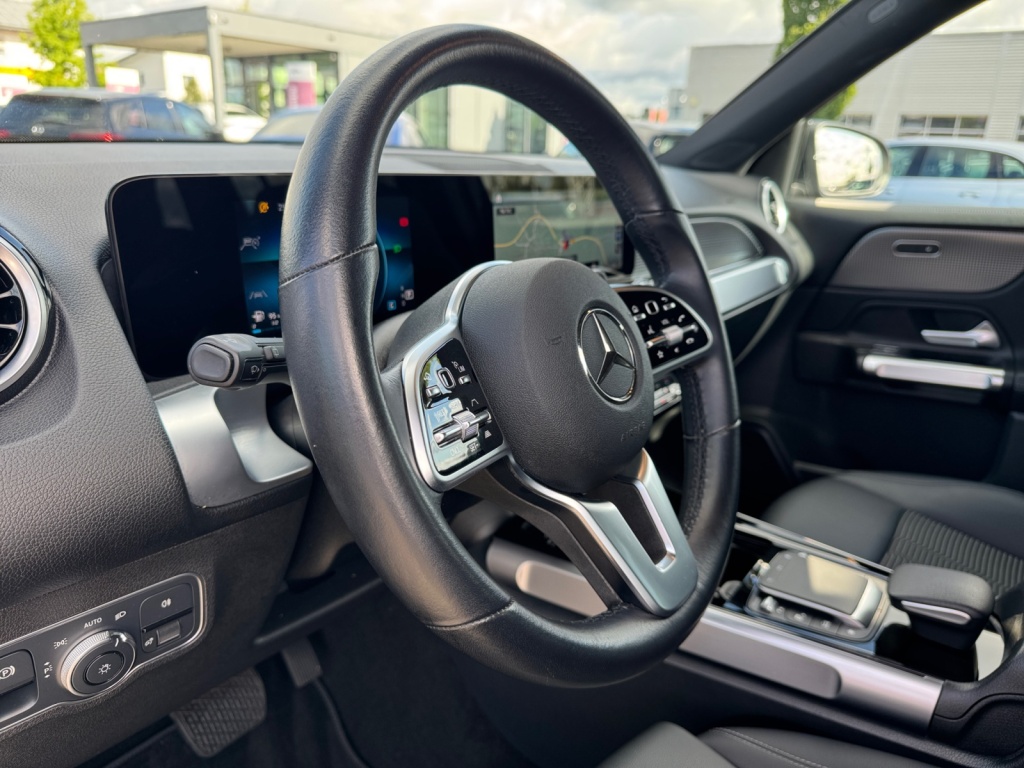 GLB 200 d 8-G Tronic AHK+LED+NAVI+SHZ+SPUR+RFK