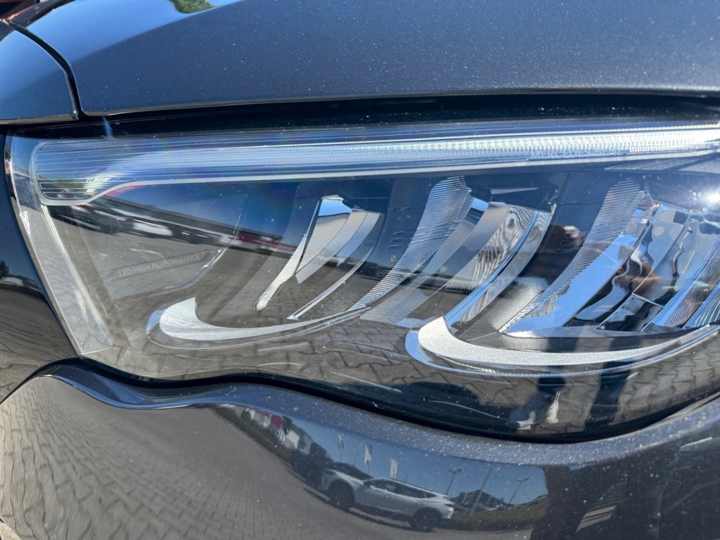 E 220 d T AVANTG+AHK+SHZ+NAVI PREMIUM+CAR-PLAY