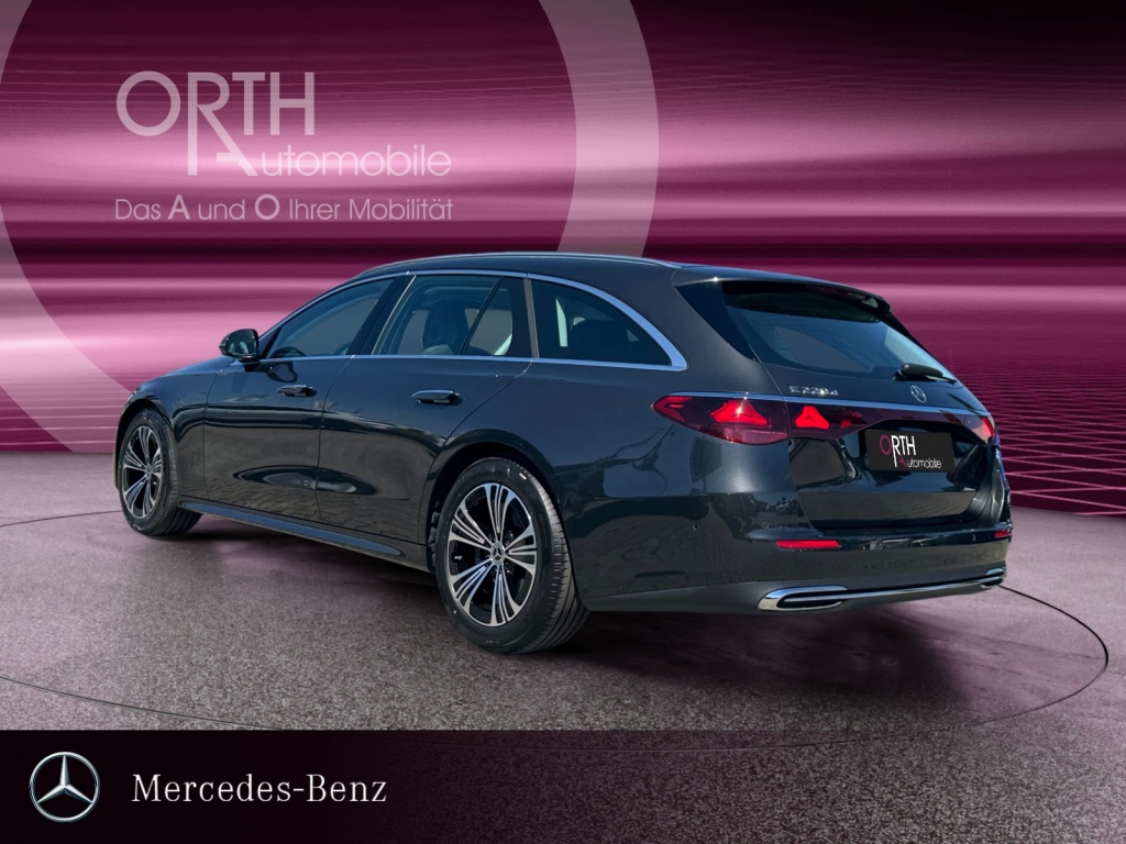 E 220 d T AVANTG+AHK+SHZ+NAVI PREMIUM+CAR-PLAY