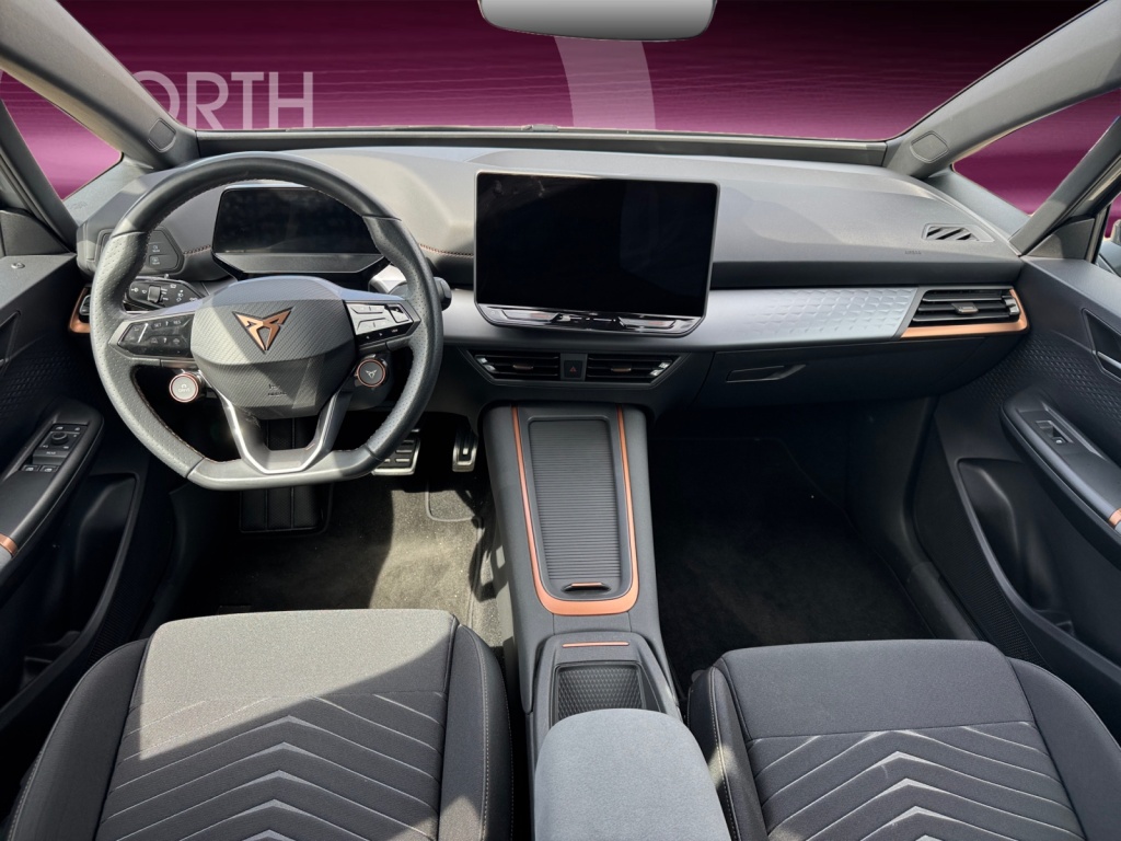 Born 170 (60kWh) BOOST+SHZ+LED+PDC+SPUR+5J. GAR