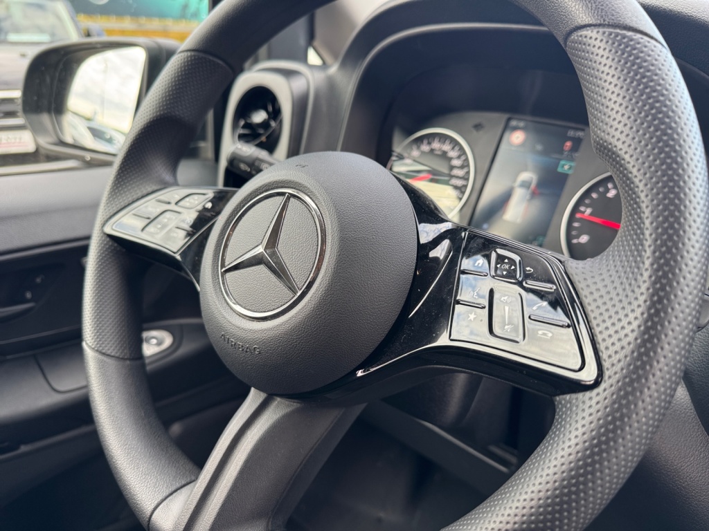 Vito 116 CDI Tourer lang 9-Sitze+NAVI+SHZ+RFK