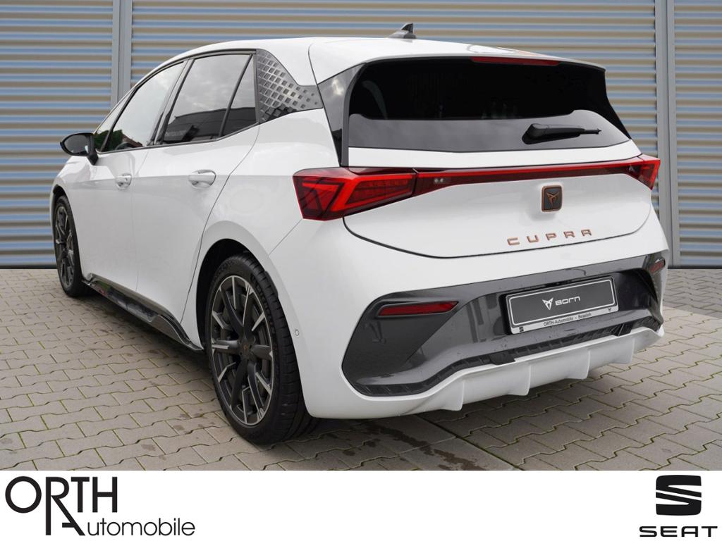 Born 170kW 231PS 77 kWh HEAD UP+BEATS+MASSAGE