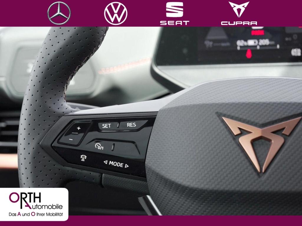 Born 150 kW (204 PS) 58 kW Massage HUD S-Sitz Sou