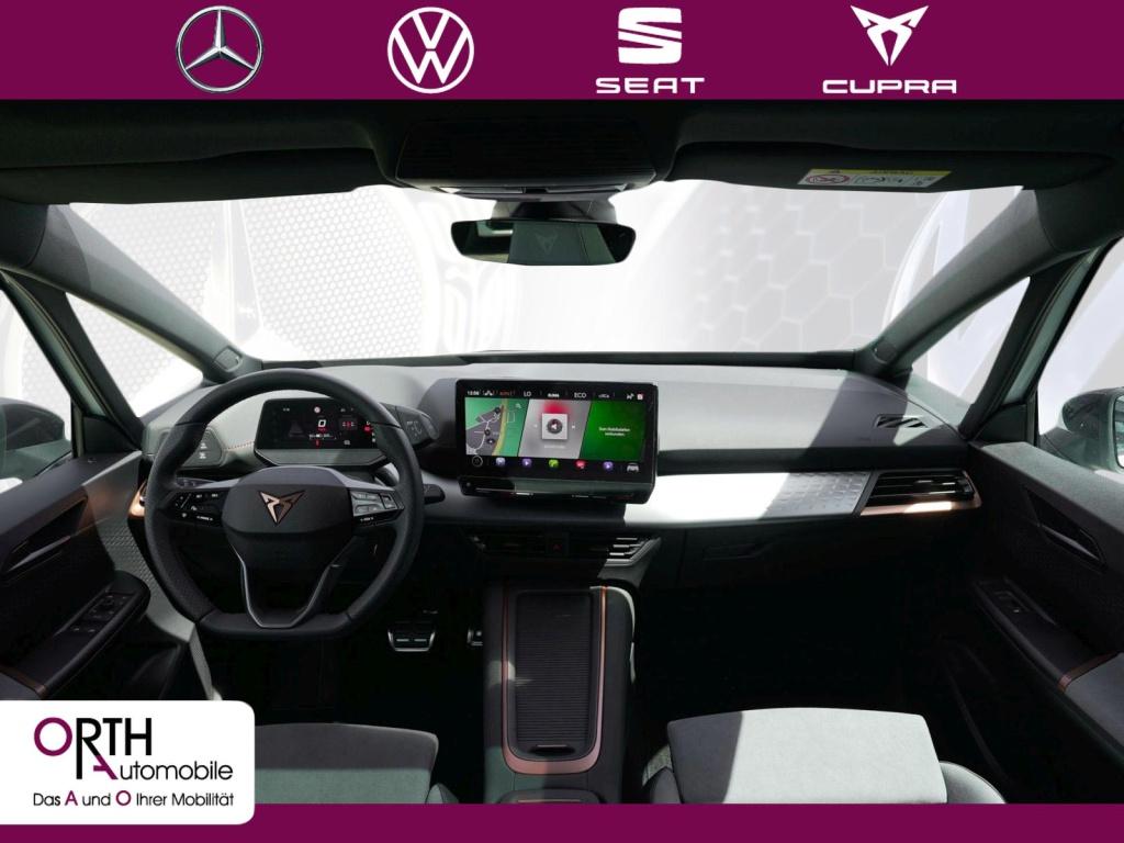 Born 150 kW (204 PS) 58 kW Massage HUD S-Sitz Sou