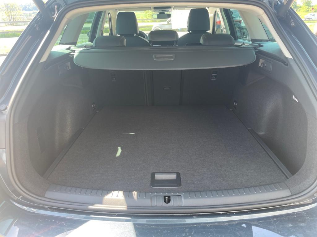 Leon SP 2.0 TDI 150PS DSG KAMERA+FULL LINK+ACC+LED+SITZH+KEYLESS