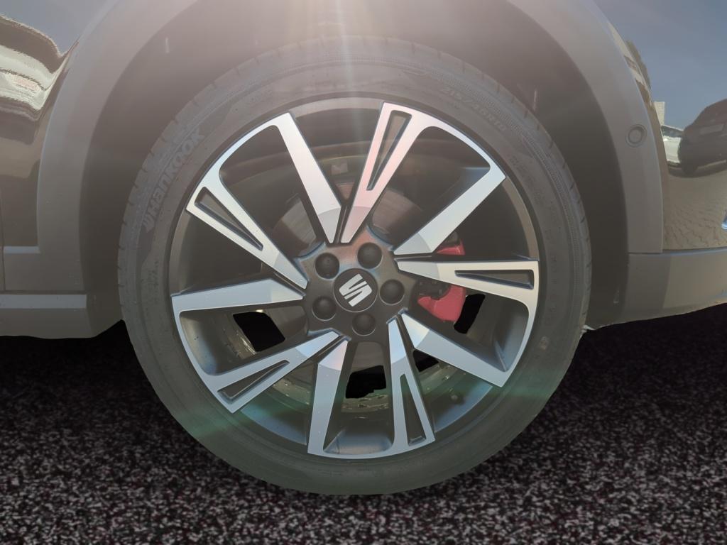 Arona FR 1.0TSI 116PS DSG KAMERA+VOLL LED+ACC+NAVI