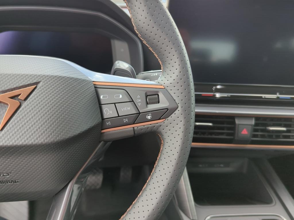 Leon SP 2.0TDI 150PS MATRIX+BEATS+AHK+KAMERA LM