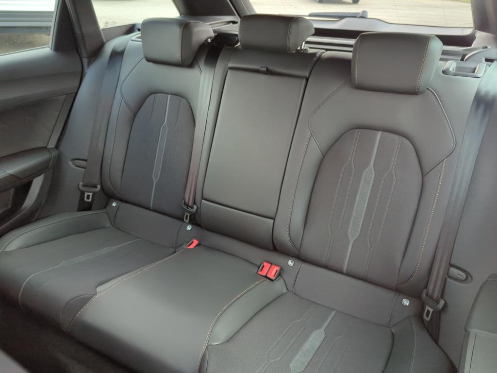 Leon SP 2.0TDI 150PS MATRIX+BEATS+AHK+KAMERA LM