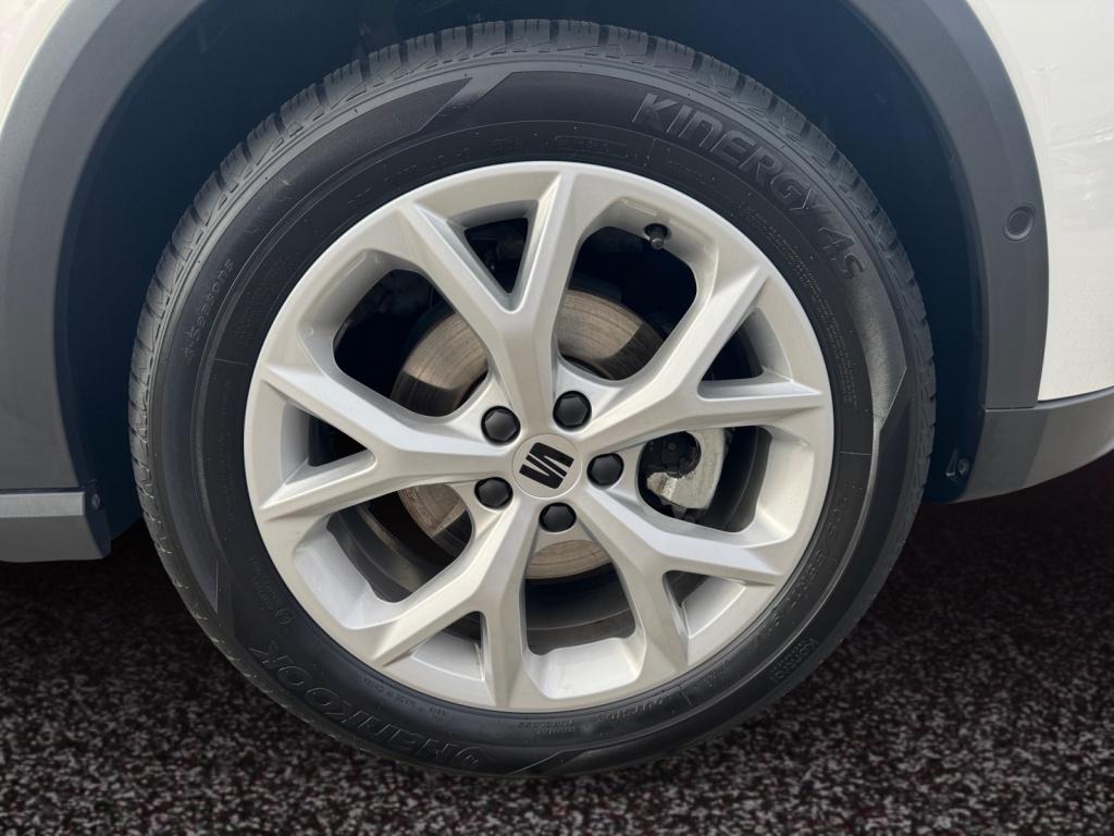 Arona FR 1.0TSI DSG LED+NAVI+WPAKET ParkAss. LM