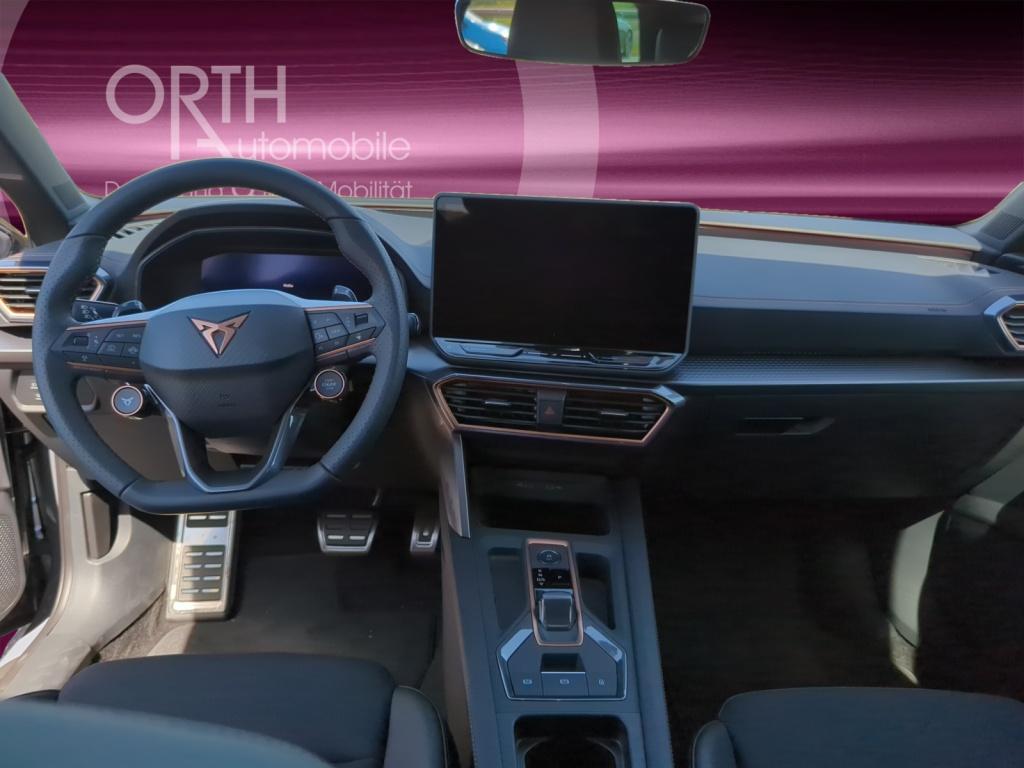Leon SP 2.0TDI DSG+NAVI+KESSY+EDGE-PAKET ACC LM