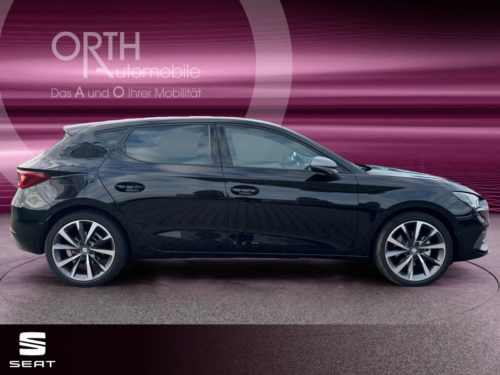 Leon FR 2.0TDI DSG+NAVI+KESSY+RFK+PDC LED SpurH