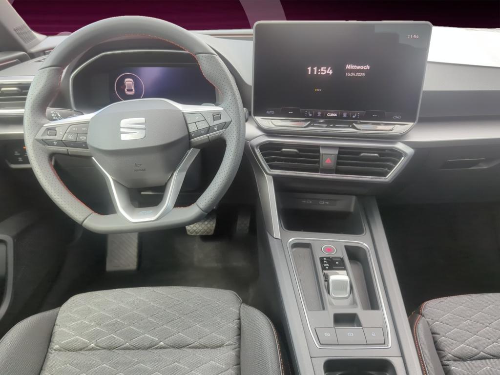 Leon FR 2.0TDI DSG+NAVI+SHZ+KESSY+RFK LED PDC