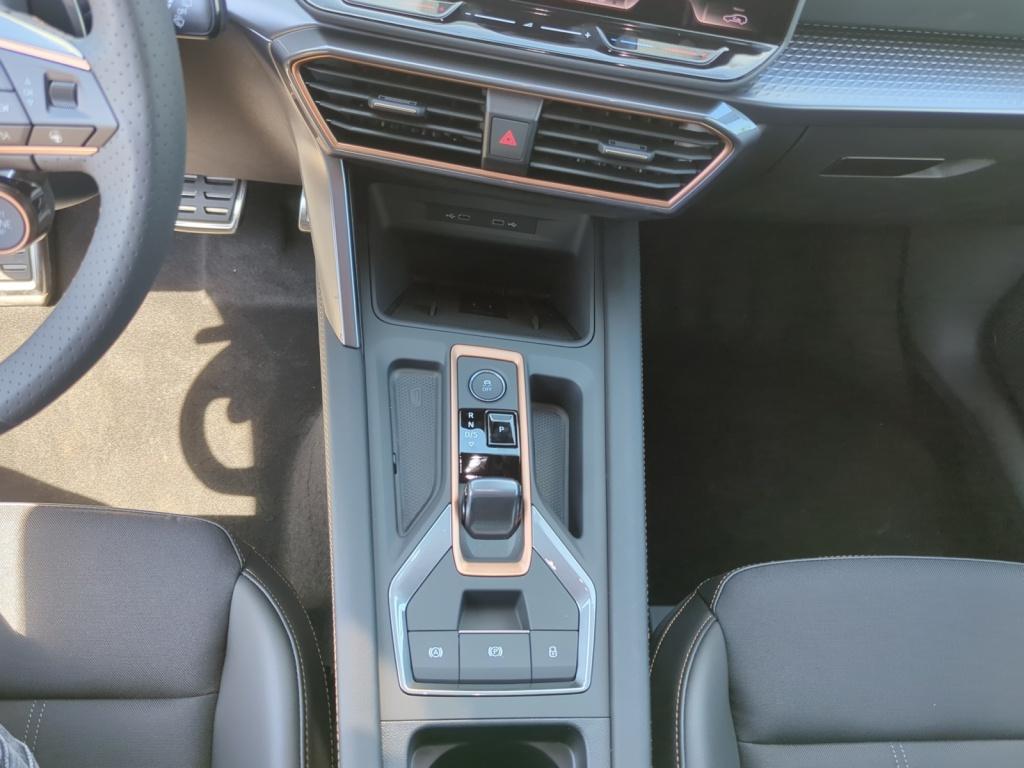 Formentor 2.0TDI 150PS AHK+SENNHEISER+KESSY ACC