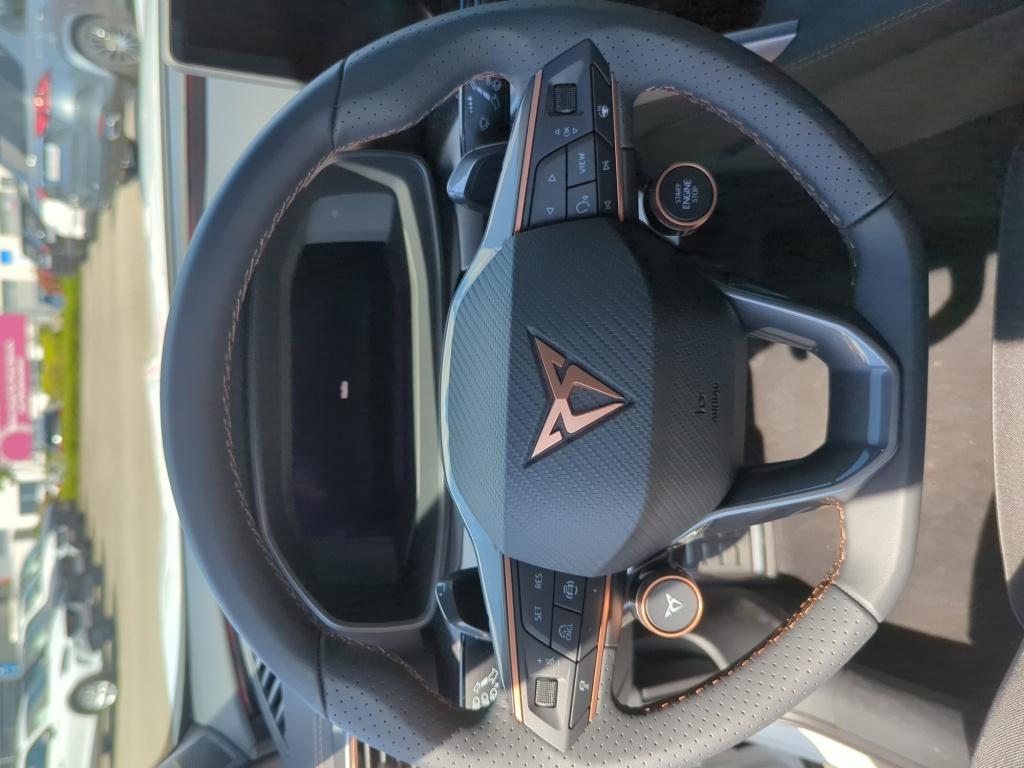 Formentor 2.0TDI 150PS AHK+SENNHEISER+KESSY ACC