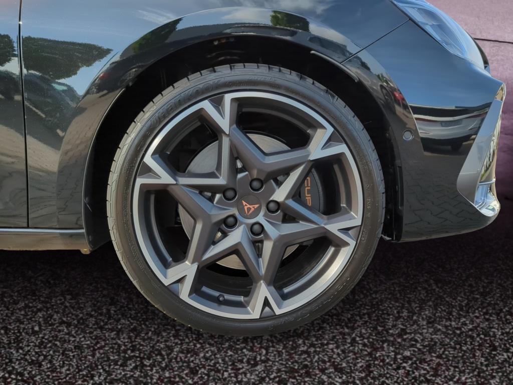 Leon SP VZ 1.5 e-Hyb.+MATRIX+SENNHEISER+AHK+RFK