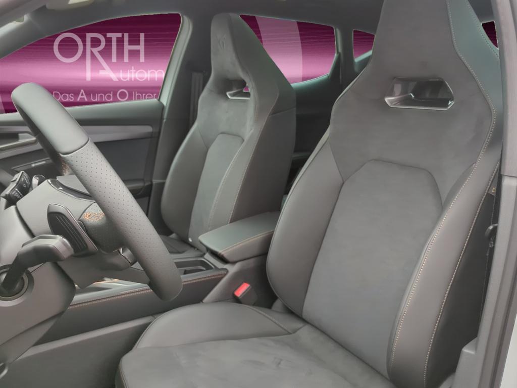 Formentor VZ 2.0 TSI DSG 4Drive+AHK+MATRIX+PANO