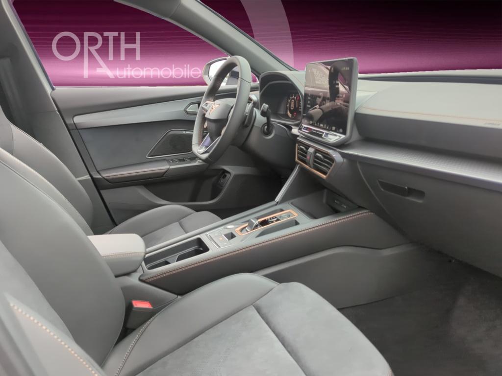 Formentor VZ 2.0 TSI DSG 4Drive+AHK+MATRIX+PANO