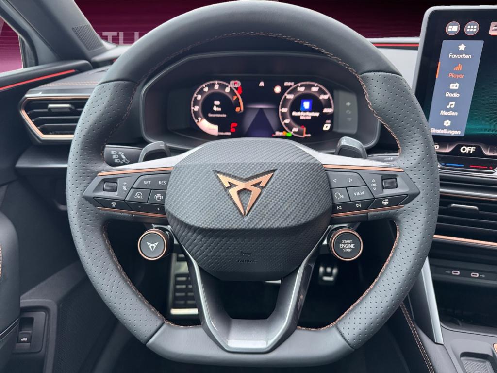 Leon 2.0 TSI VZ 4DR. DSG+SENNH.+AHK+MATRIX+PANNO