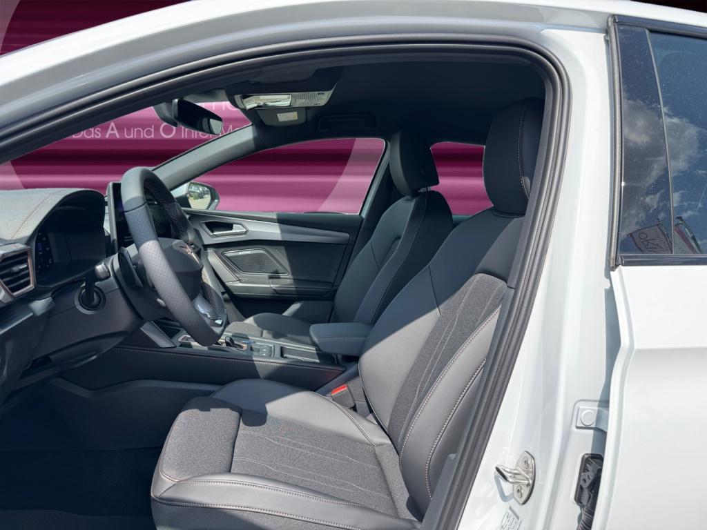 Leon 1.5eTSI DSG MATRIX+NAVI+EDGE-PAKET+LED+PDC