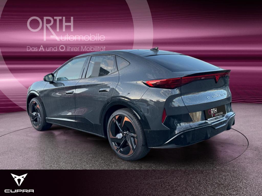 Tavascan 250kW 4Drive VZ ACC+HUD+NAVI+PANNO+LED