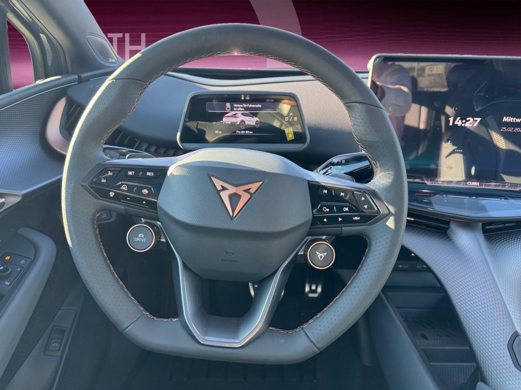 Tavascan 250 kW 4Drive VZ 360 ACC AUT HUD Kam.