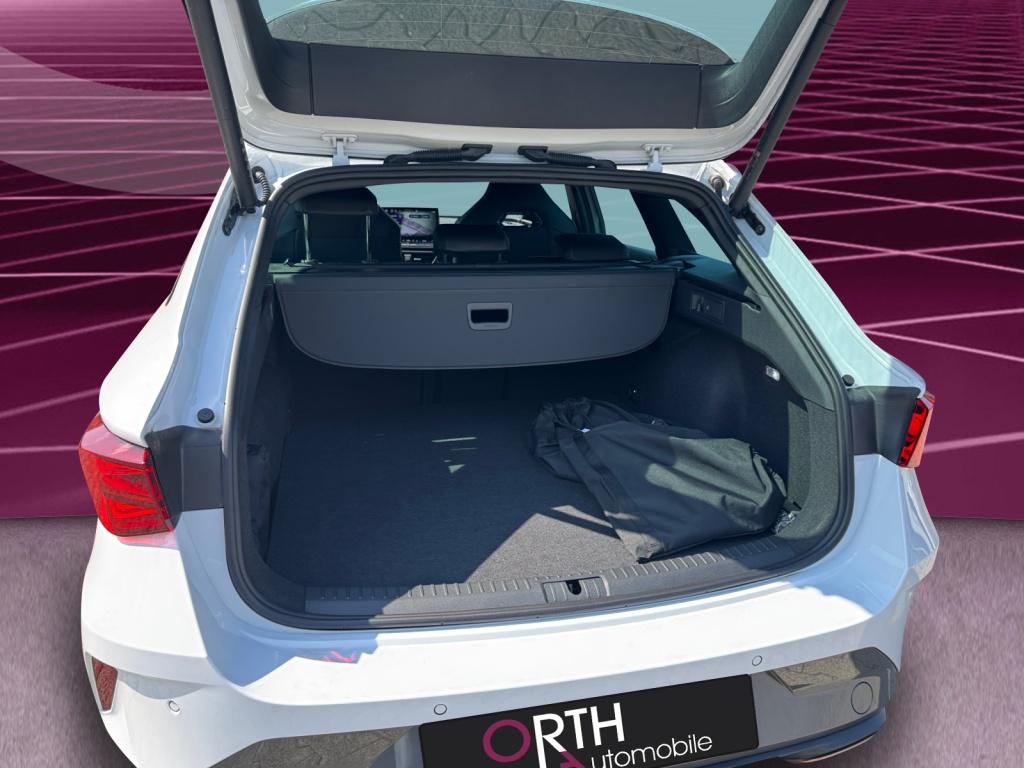 Leon SP VZ 1.5 e-Hyb. MATRIX+SENNHEISE+AHK+LED