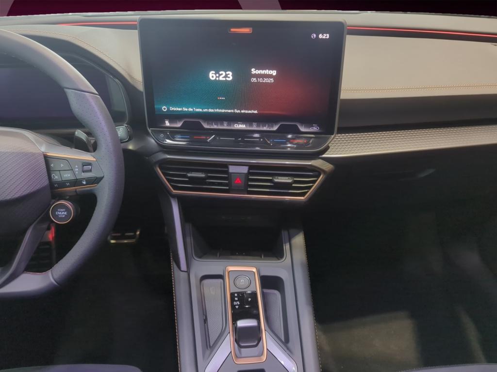 Leon SP VZ 1.5 e-Hyb. MATRIX+SENNHEISER+AHK+LED