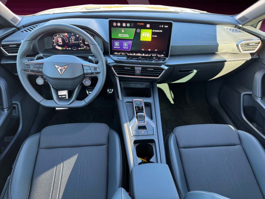 Leon 1.5 e-HYBR DSG+EDGE+LED+NAVI+FULL-LINK+PDC