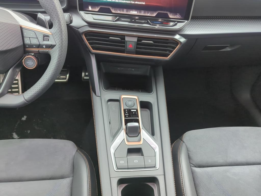 Leon SP VZ 1.5 e-HYB EDGE+LED+NAVI+ACC+KAMERA