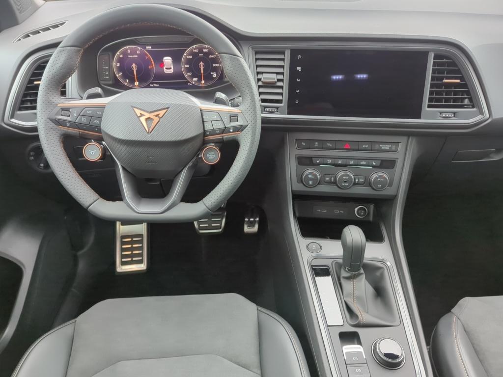 Ateca 1.5 TSI 7G-DSG+NAVI+SHZ+KESSY+AHK+360°KAM