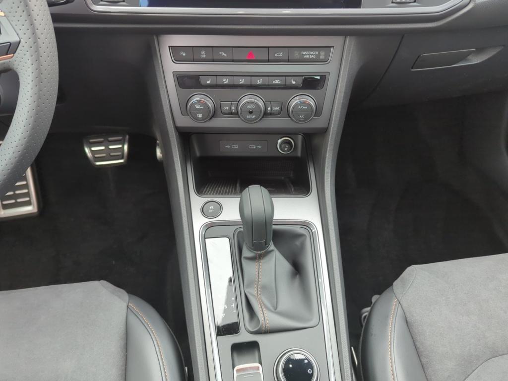 Ateca 1.5 TSI 7G-DSG+NAVI+SHZ+KESSY+AHK+360°KAM