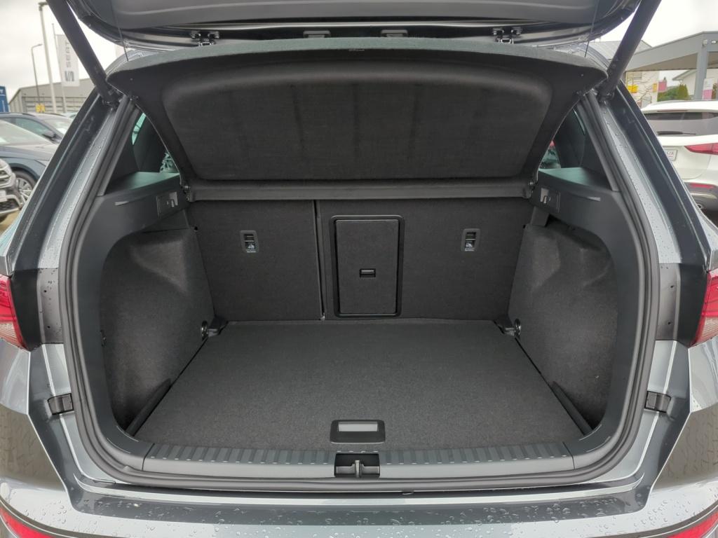 Ateca 1.5 TSI 7G-DSG+NAVI+SHZ+KESSY+AHK+360°KAM